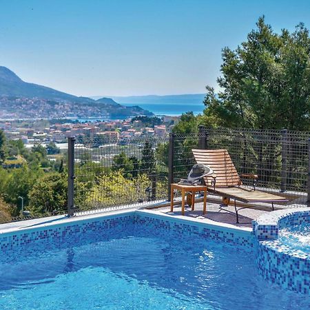 Lovely Home In Split With Jacuzzi Exterior photo